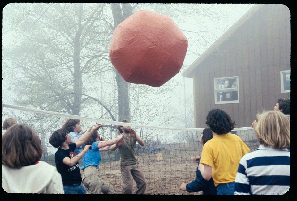 Earth ball Volleyball 1970 -1